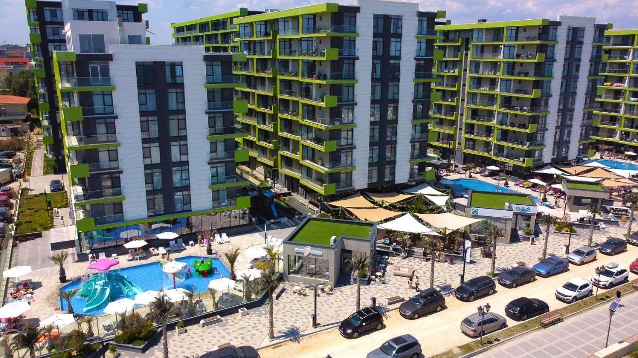 Seascape Apartment Spa N Pool Beach Resort Mamaia Ngoại thất bức ảnh