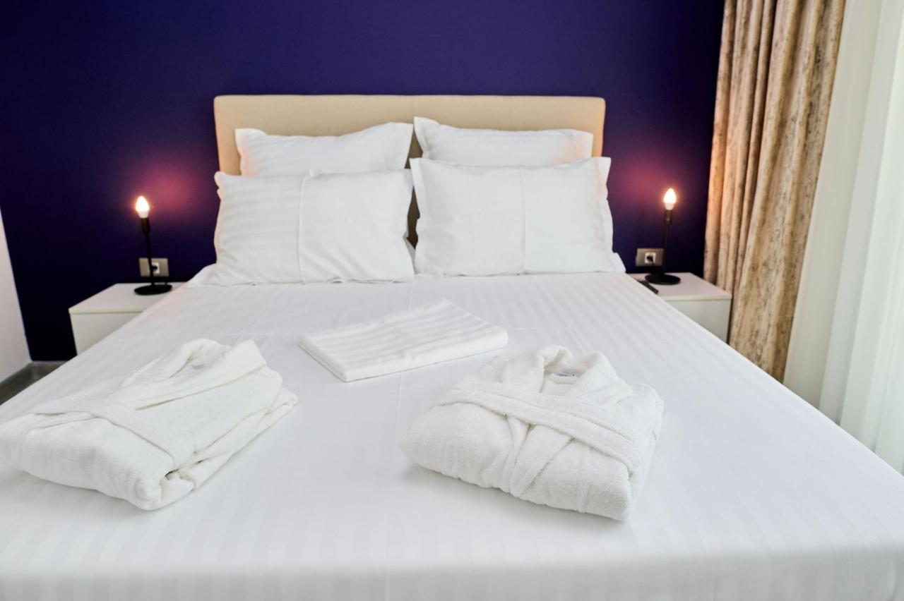 Seascape Apartment Spa N Pool Beach Resort Mamaia Ngoại thất bức ảnh