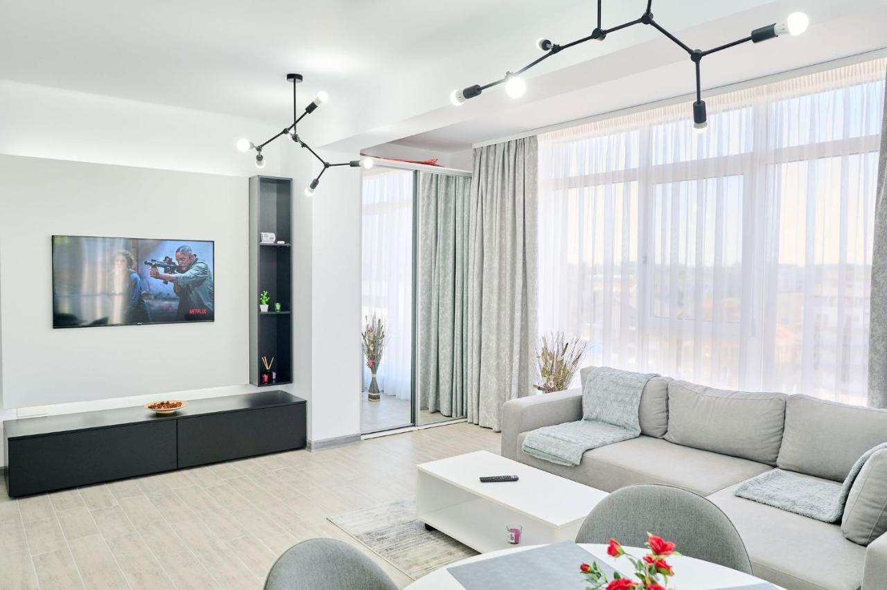 Seascape Apartment Spa N Pool Beach Resort Mamaia Ngoại thất bức ảnh