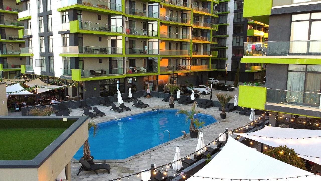 Seascape Apartment Spa N Pool Beach Resort Mamaia Ngoại thất bức ảnh